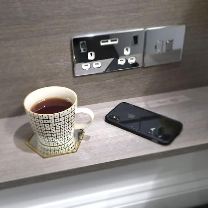 ***Spotless, Bright 1 Double Bed Apartment*** バース エクステリア 写真
