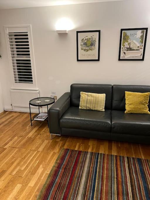 ***Spotless, Bright 1 Double Bed Apartment*** バース エクステリア 写真